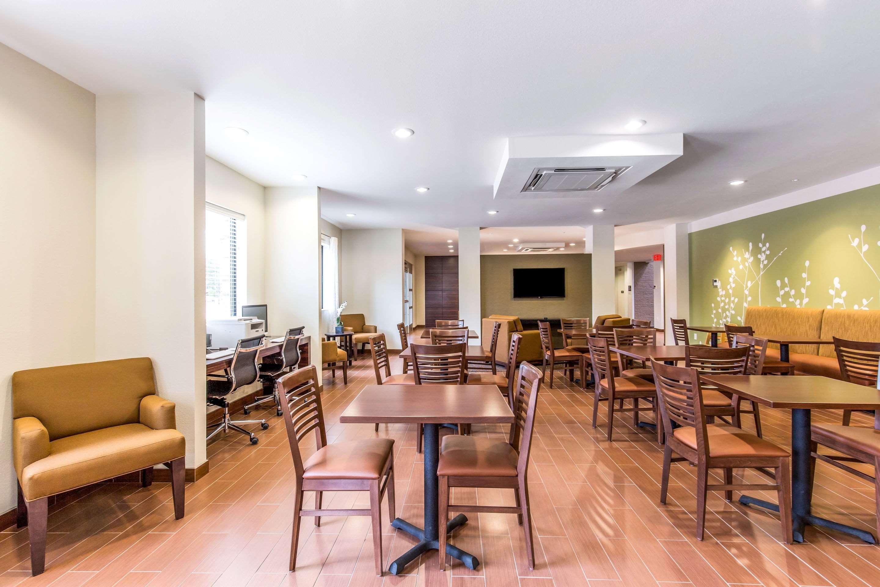 达拉斯爱田医疗区司丽普酒店 外观 照片